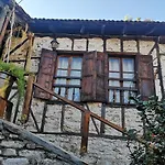Kwatera prywatna Demeter Rose Stonehouse Pansion Antalya