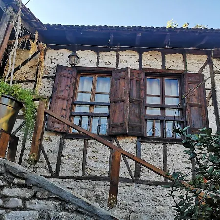 Pansiyon Demeter Rose Stonehouse Pansion Antalya