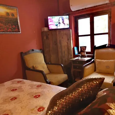 Demeter Rose Stonehouse Pansion * Antalya
