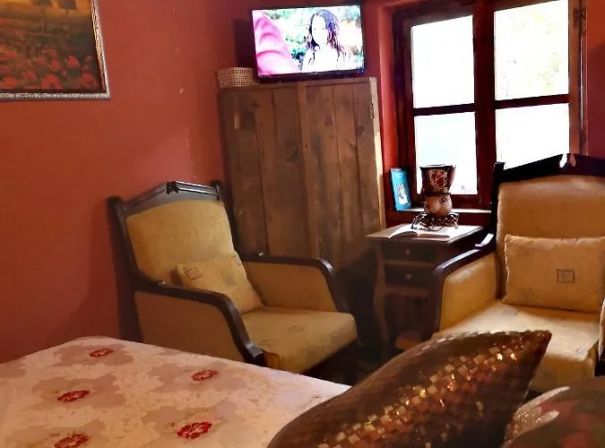 Demeter Rose Stonehouse Pansion * Antalya