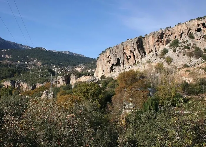 Demeter Rose Stonehouse Pansion Antalya