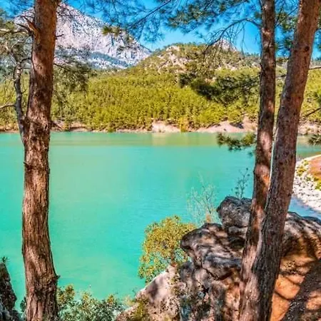 Demeter Rose Stonehouse Pansion Rum i privatbostad Antalya